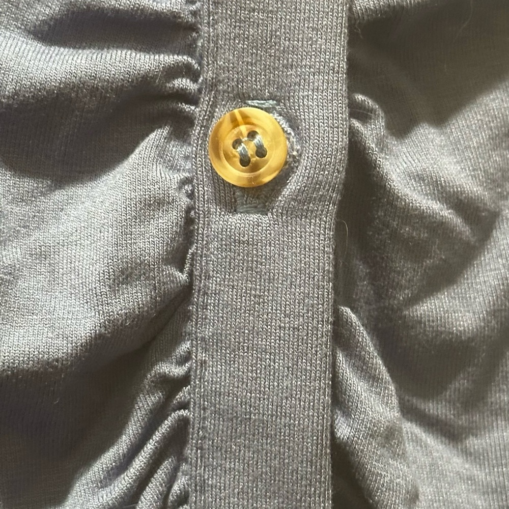 Ruched button down top - Picture 4 of 6